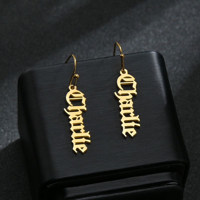 Nextvance Custom Name Earrings - Women Accessories Name recension och pris
