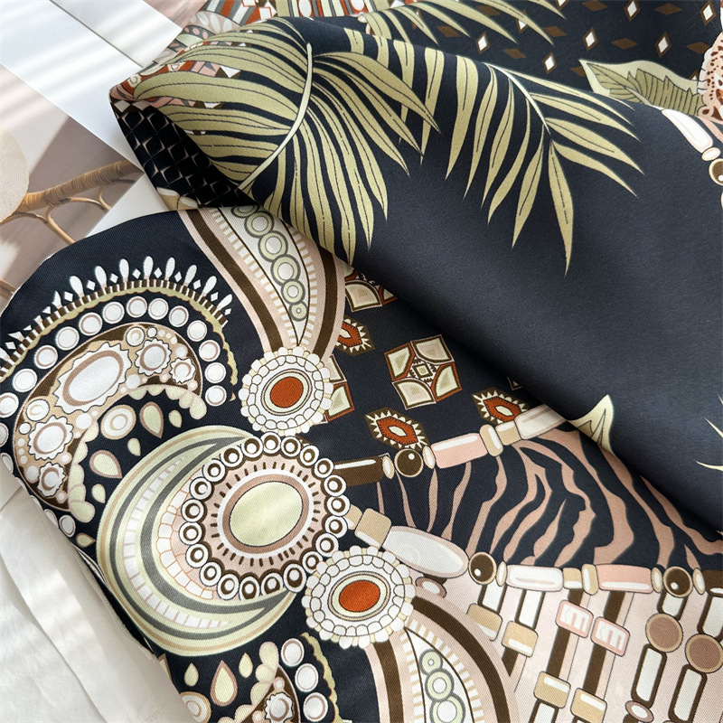 Twill Silk Scarf 90CM Brand Lu - Accessories Brand For Women recension och pris